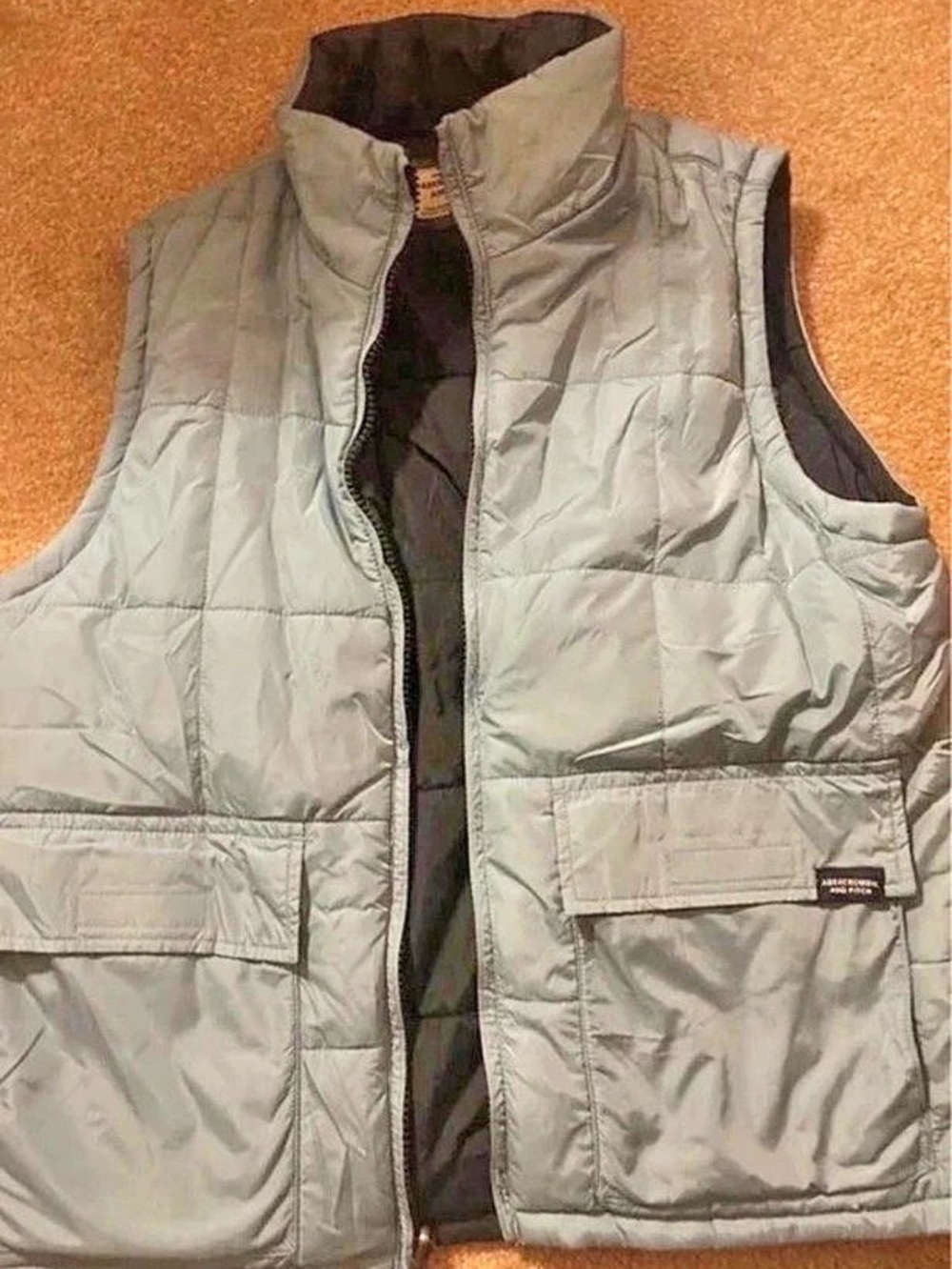 Abercrombie & Fitch Gray Quilted Vest Waist 92